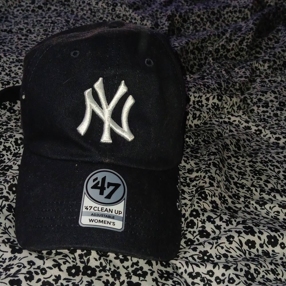 Yankees hat